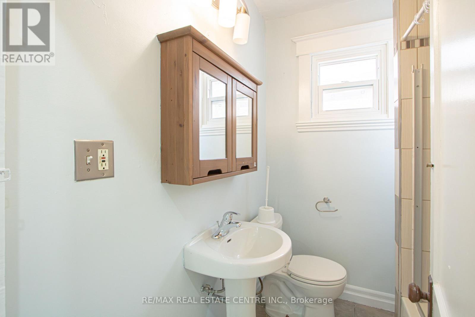 386 Wharncliffe Road S, London South, Ontario  N6J 2M1 - Photo 24 - X12579080