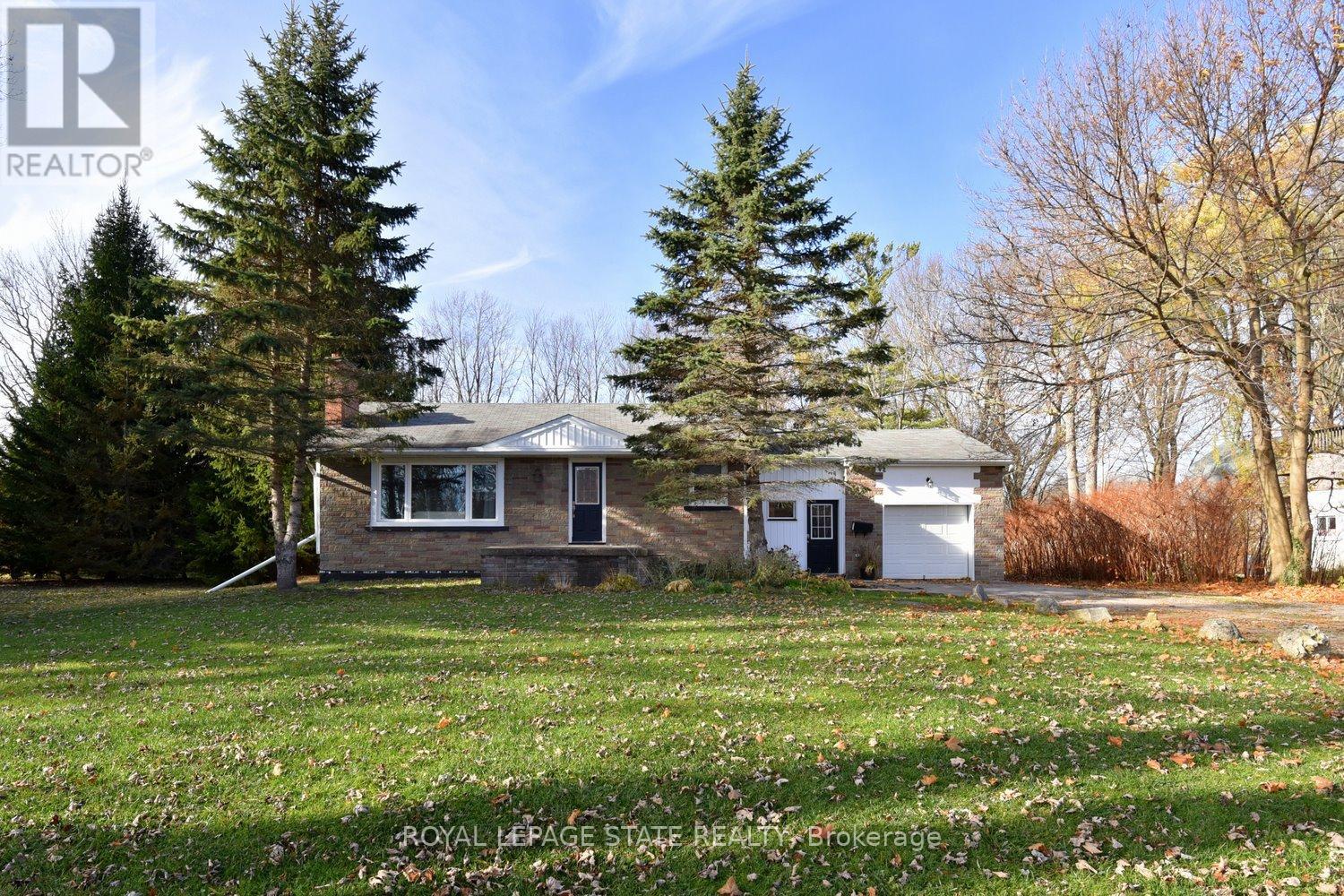 104 Diltz Road, Haldimand, Ontario N1A 2V5 - Photo 2 - X12579082