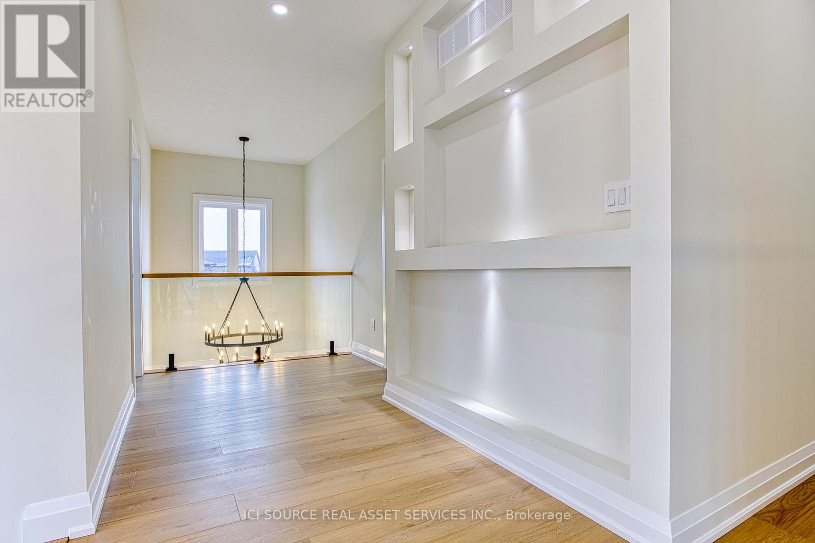 Upper Floors - 67 Creanona Boulevard, Hamilton, Ontario  L8E 5T2 - Photo 20 - X12579090