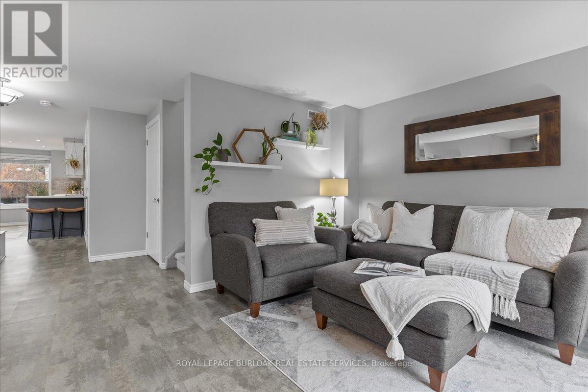 98 Grandridge Crescent, Guelph, Ontario  N1H 8G3 - Photo 10 - X12579114