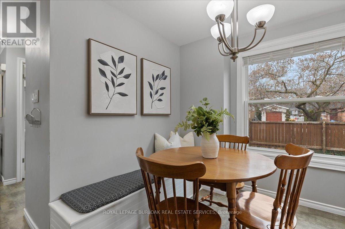 98 Grandridge Crescent, Guelph, Ontario  N1H 8G3 - Photo 13 - X12579114