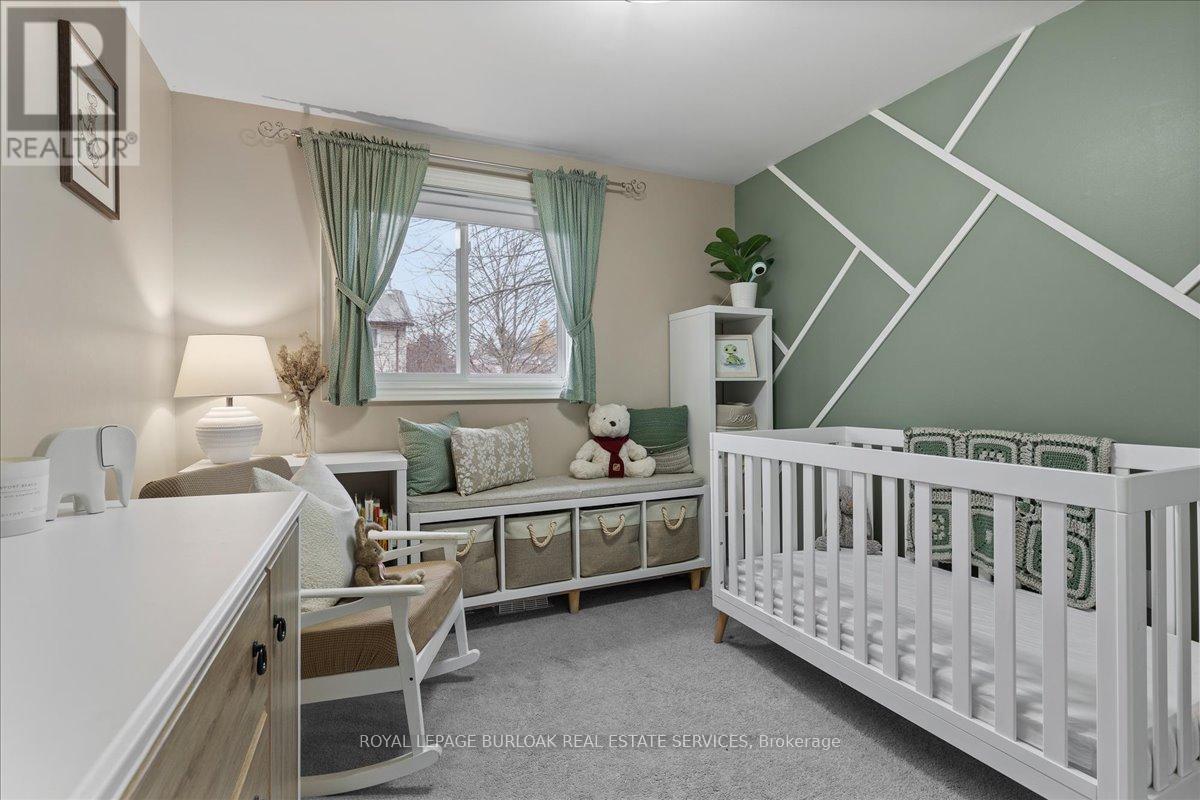 98 Grandridge Crescent, Guelph, Ontario  N1H 8G3 - Photo 23 - X12579114