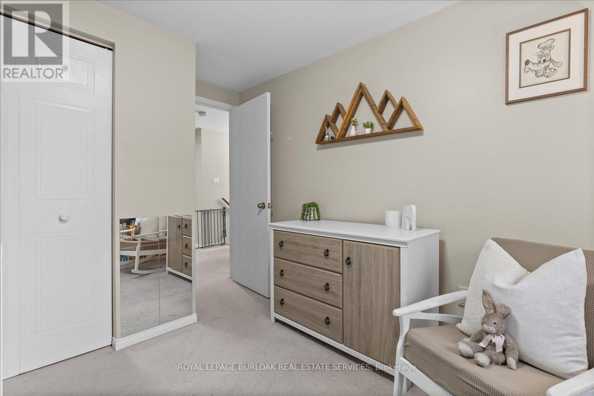 98 Grandridge Crescent, Guelph, Ontario  N1H 8G3 - Photo 24 - X12579114