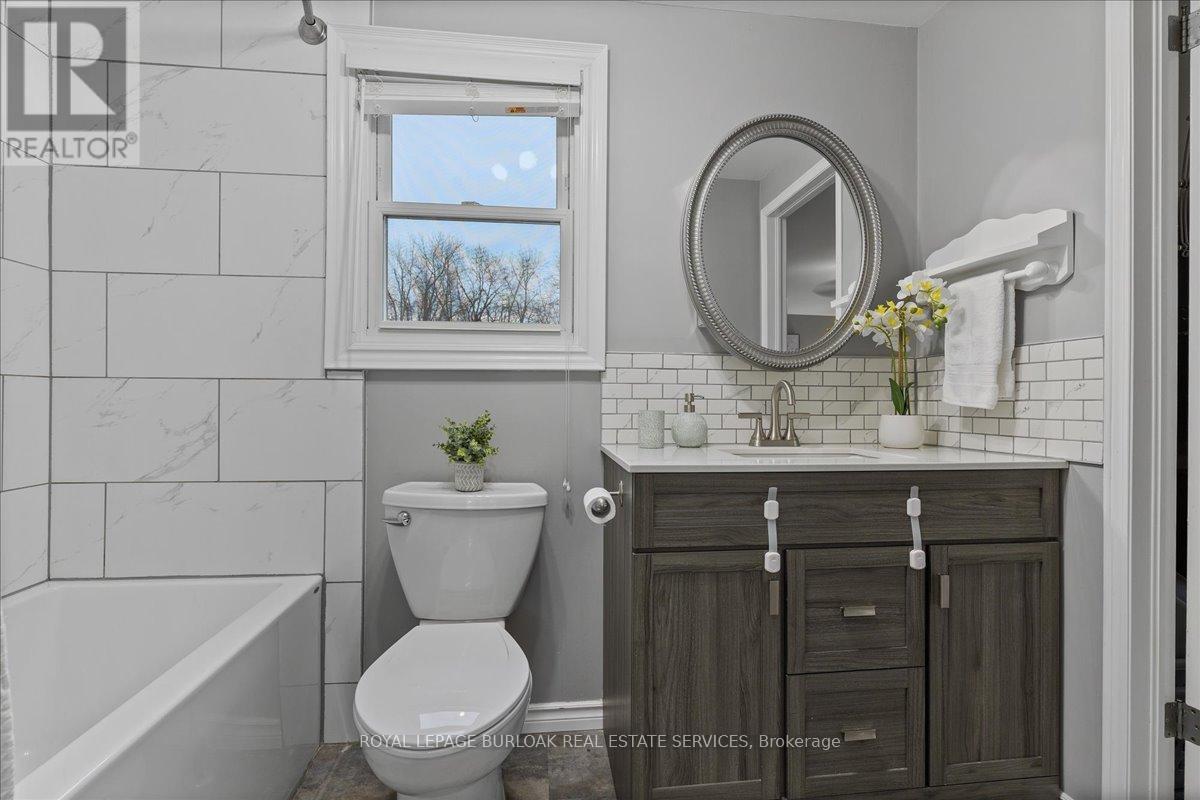 98 Grandridge Crescent, Guelph, Ontario  N1H 8G3 - Photo 27 - X12579114