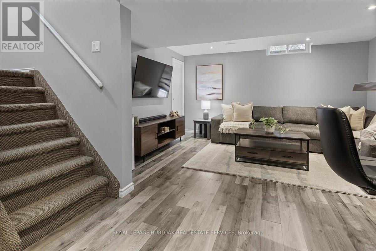 98 Grandridge Crescent, Guelph, Ontario  N1H 8G3 - Photo 29 - X12579114