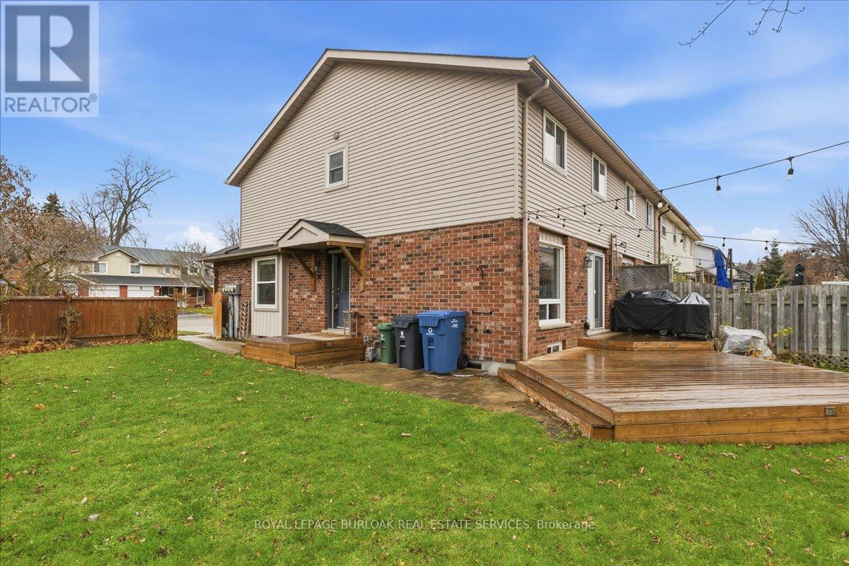 98 Grandridge Crescent, Guelph, Ontario  N1H 8G3 - Photo 38 - X12579114