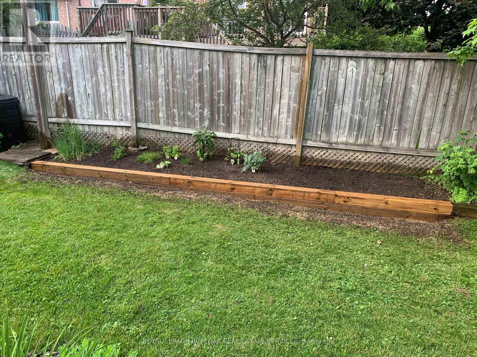 98 Grandridge Crescent, Guelph, Ontario  N1H 8G3 - Photo 42 - X12579114