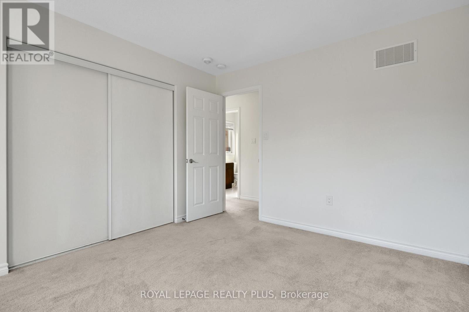 267 Grovehill Crescent, Kitchener, Ontario  N2R 0K8 - Photo 28 - X12579116