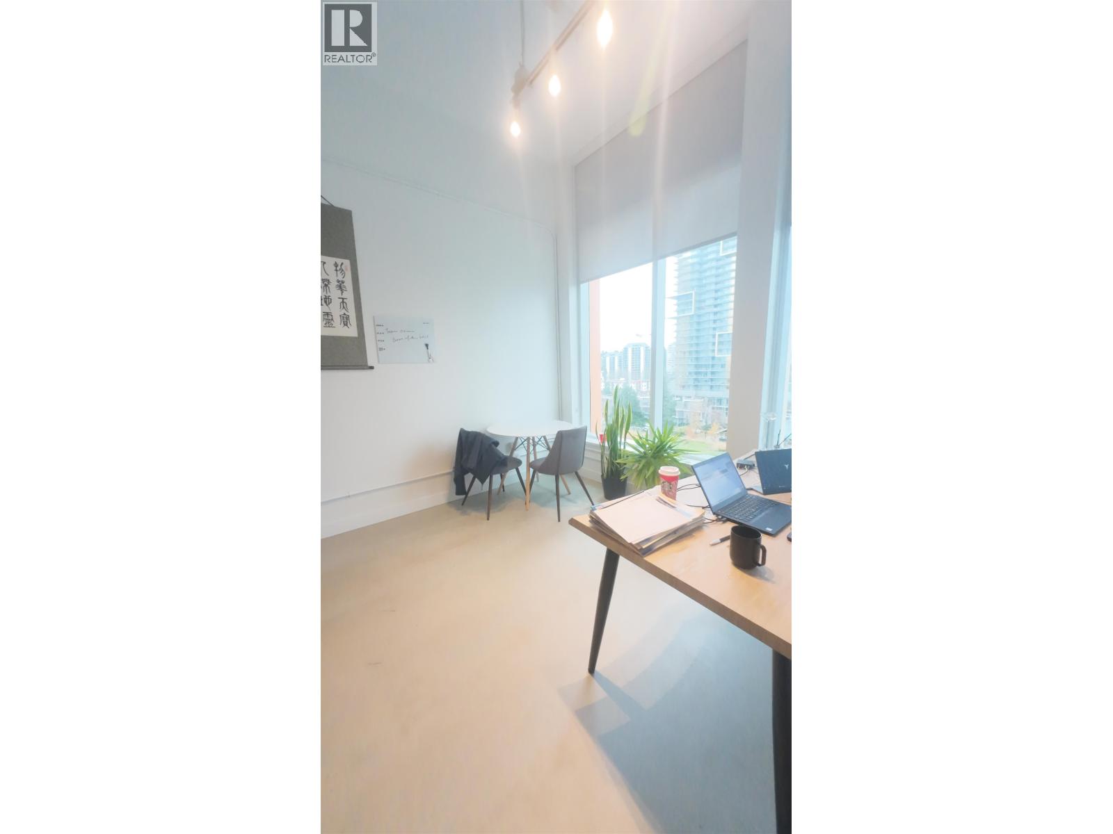 631 6378 Silver Avenue, Burnaby, British Columbia  V5H 0J2 - Photo 3 - C8074102