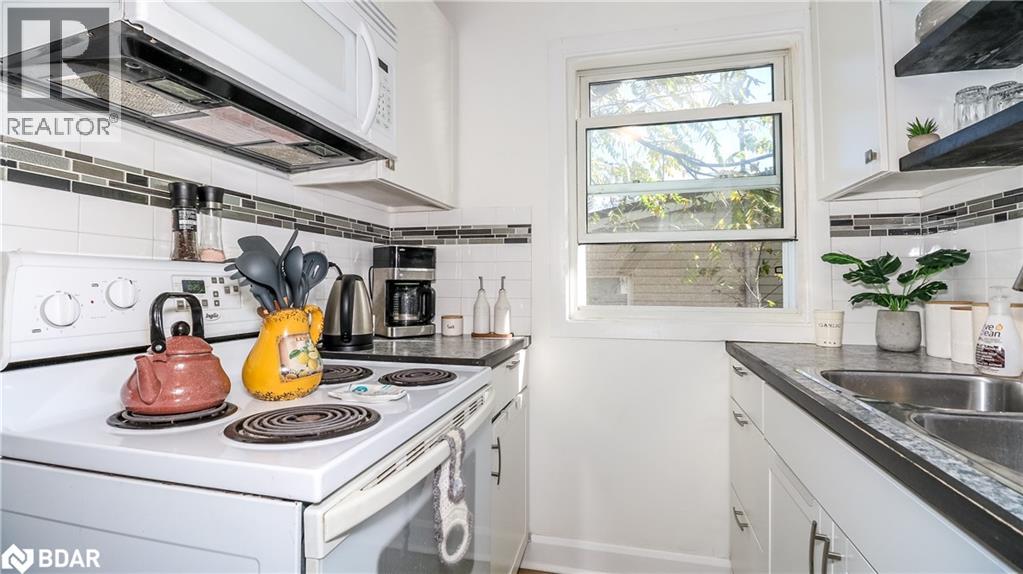 7 Albany Avenue, Orillia, Ontario  L3V 2T2 - Photo 12 - 40790734