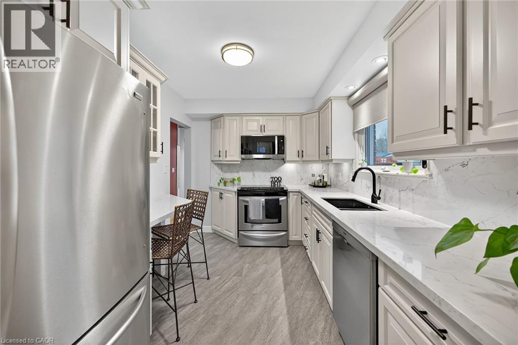 72 Viceroy Court, Hamilton, Ontario  L9A 3Y4 - Photo 16 - 40790725