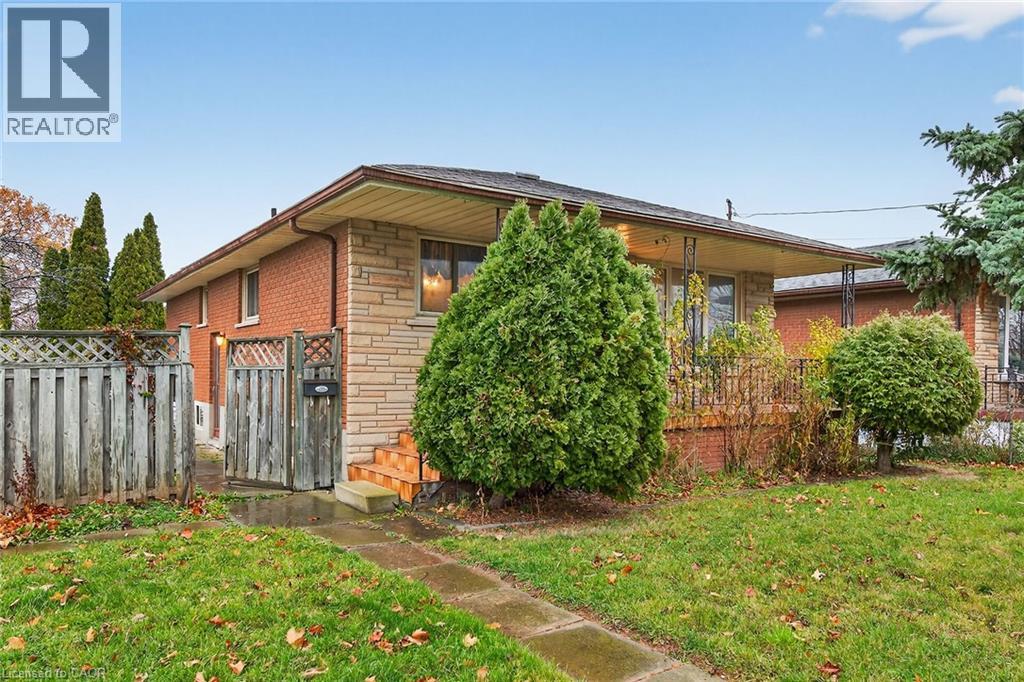 255 Highway 8, Hamilton, Ontario L8G 1E4 - Photo 1 - 40790706