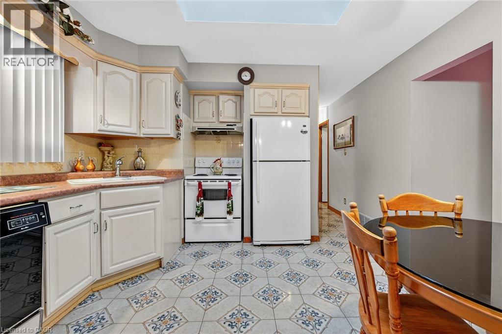 255 Highway 8, Hamilton, Ontario L8G 1E4 - Photo 11 - 40790706