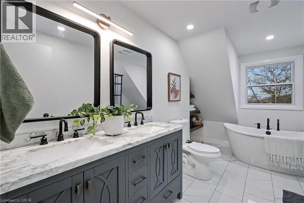 38 Catalina Court, Kitchener, Ontario  N2M 5L9 - Photo 19 - 40790209