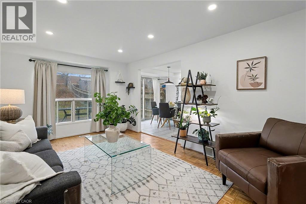 38 Catalina Court, Kitchener, Ontario  N2M 5L9 - Photo 5 - 40790209