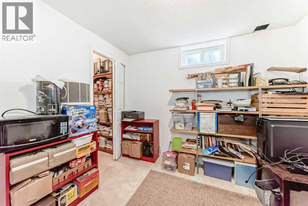 5611 Temple Drive Ne, Calgary, Alberta  T1Y 3R7 - Photo 22 - A2263006