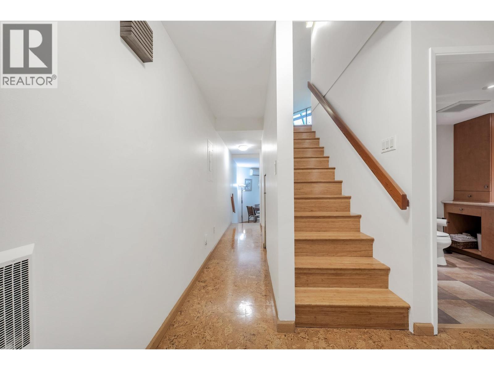 2217 Oak Street, Vancouver, British Columbia  V6H 3W6 - Photo 9 - R3070277