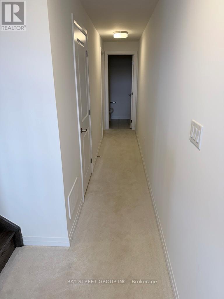 3210 Crystal Drive, Oakville, Ontario  L6M 5S8 - Photo 27 - W12570582