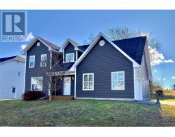 2 WHITE ROSE Place, CLARENVILLE, Newfoundland & Labrador