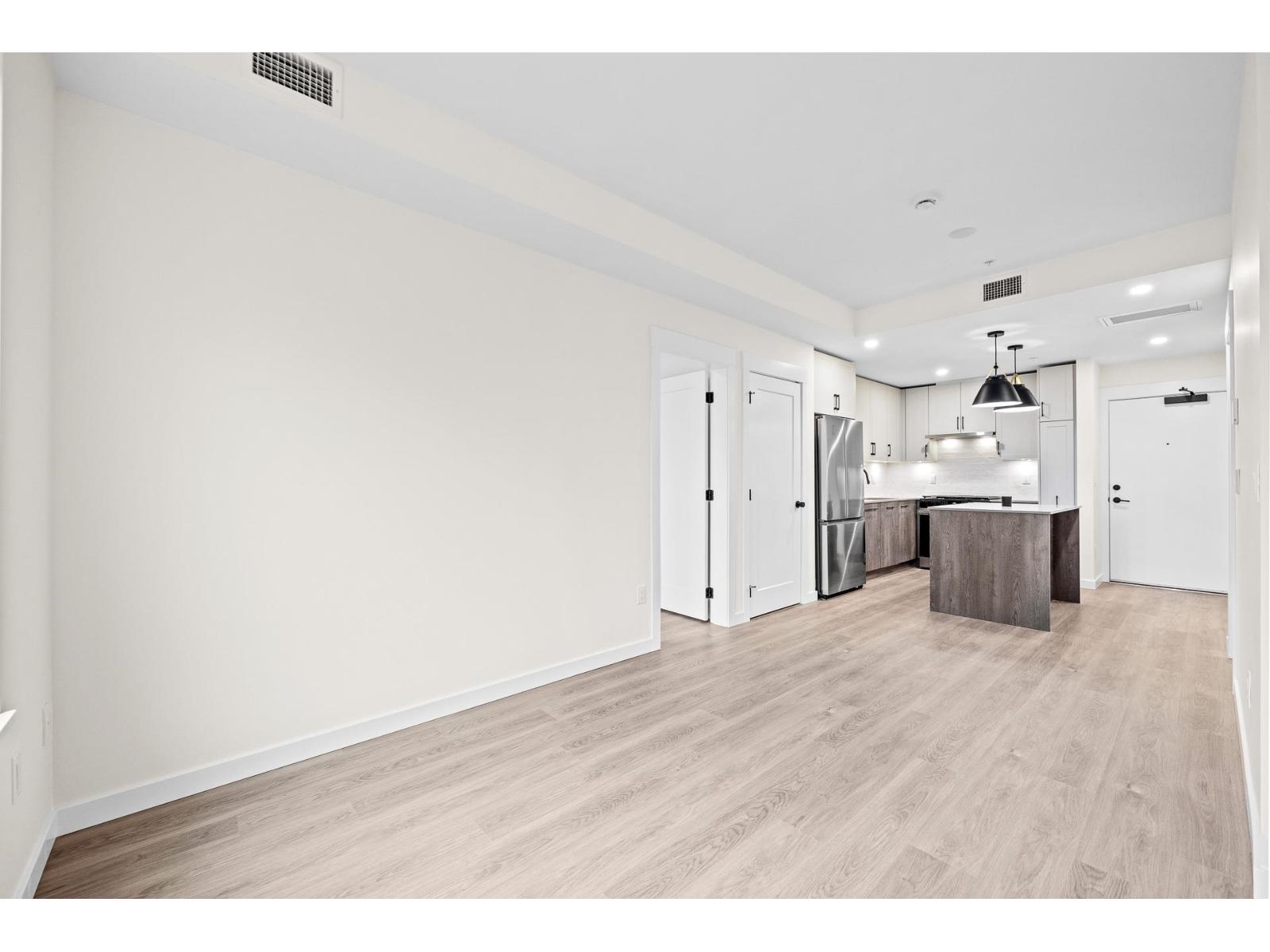 208 27215 Aldergrove Town Centre Drive, Langley, British Columbia  V4W 0E3 - Photo 11 - R3070321