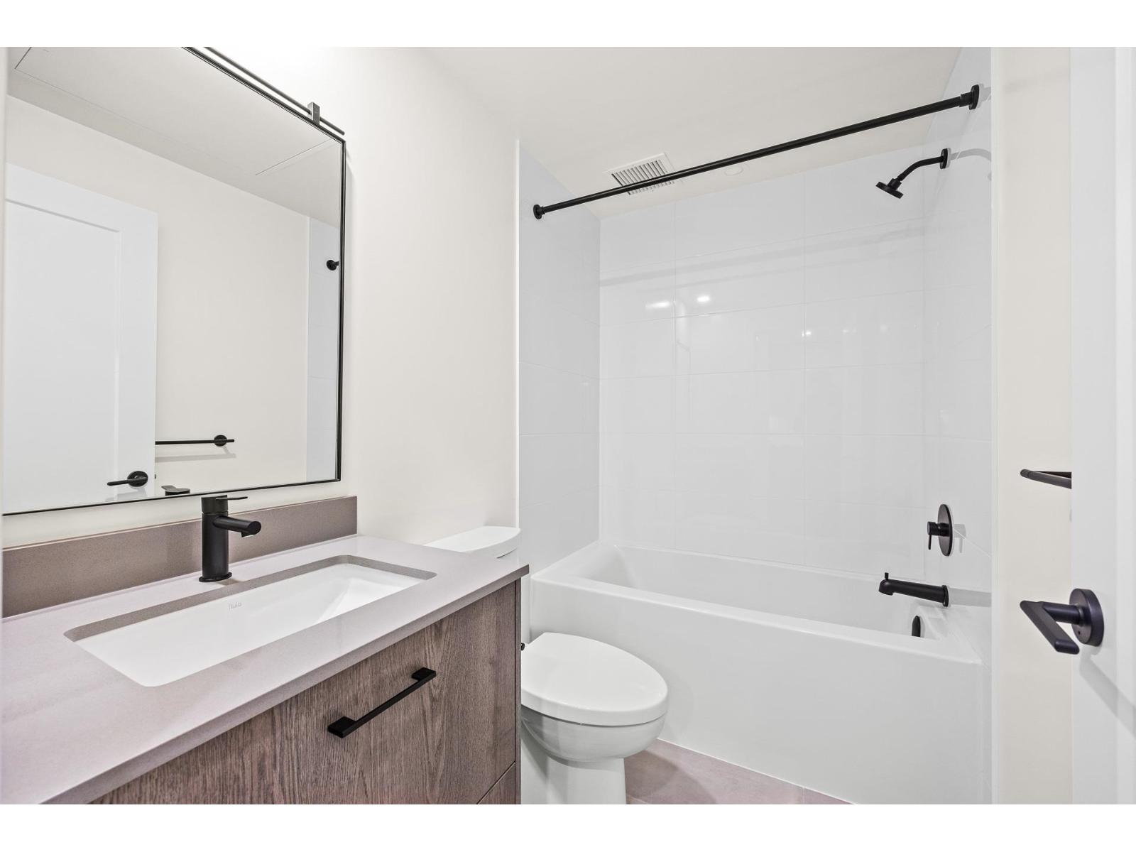 208 27215 Aldergrove Town Centre Drive, Langley, British Columbia  V4W 0E3 - Photo 18 - R3070321