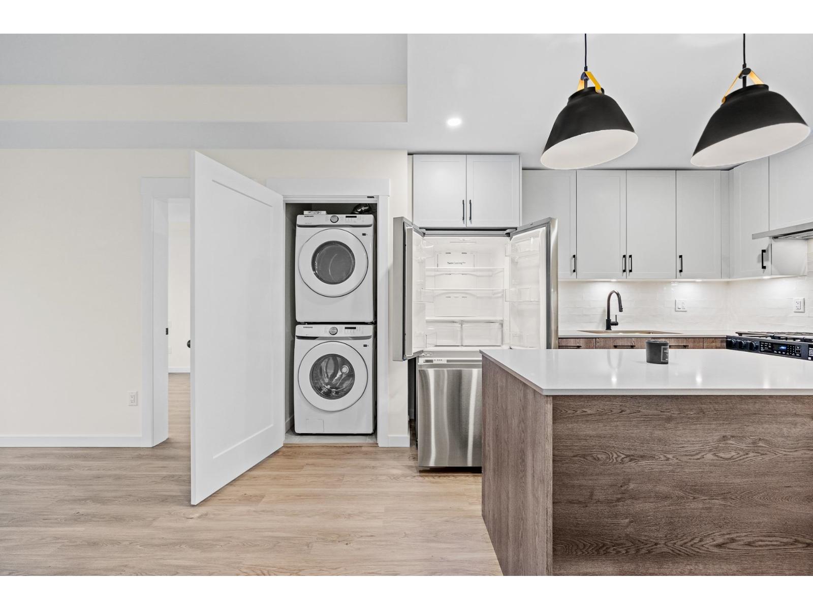 208 27215 Aldergrove Town Centre Drive, Langley, British Columbia  V4W 0E3 - Photo 8 - R3070321