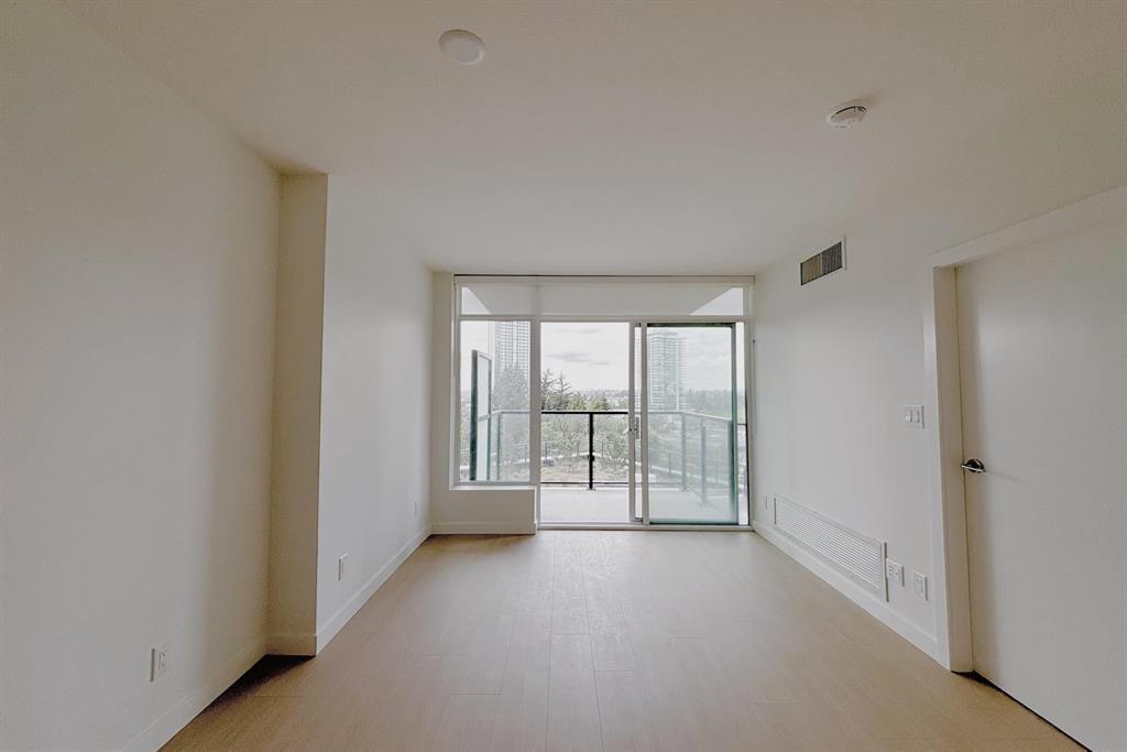 502 13745 George Junction, Surrey, British Columbia  V3T 0V8 - Photo 6 - R3070325