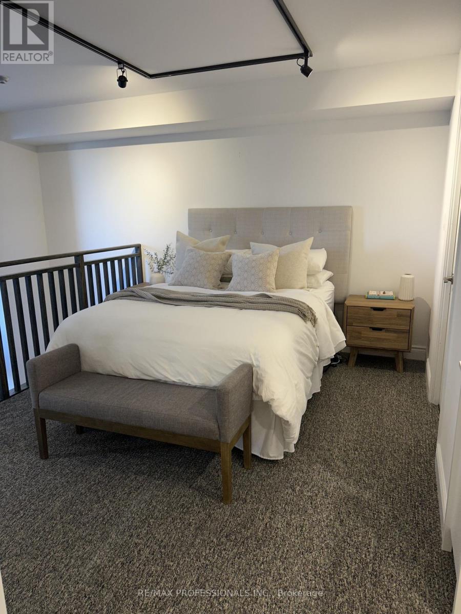 906 - 80 Cumberland Street, Toronto, Ontario  M5R 3V1 - Photo 8 - C12579148