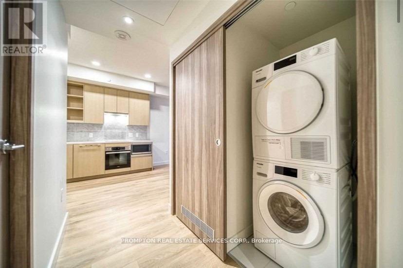 2612 - 95 Mcmahon Drive, Toronto, Ontario  M2K 0H2 - Photo 6 - C12579166