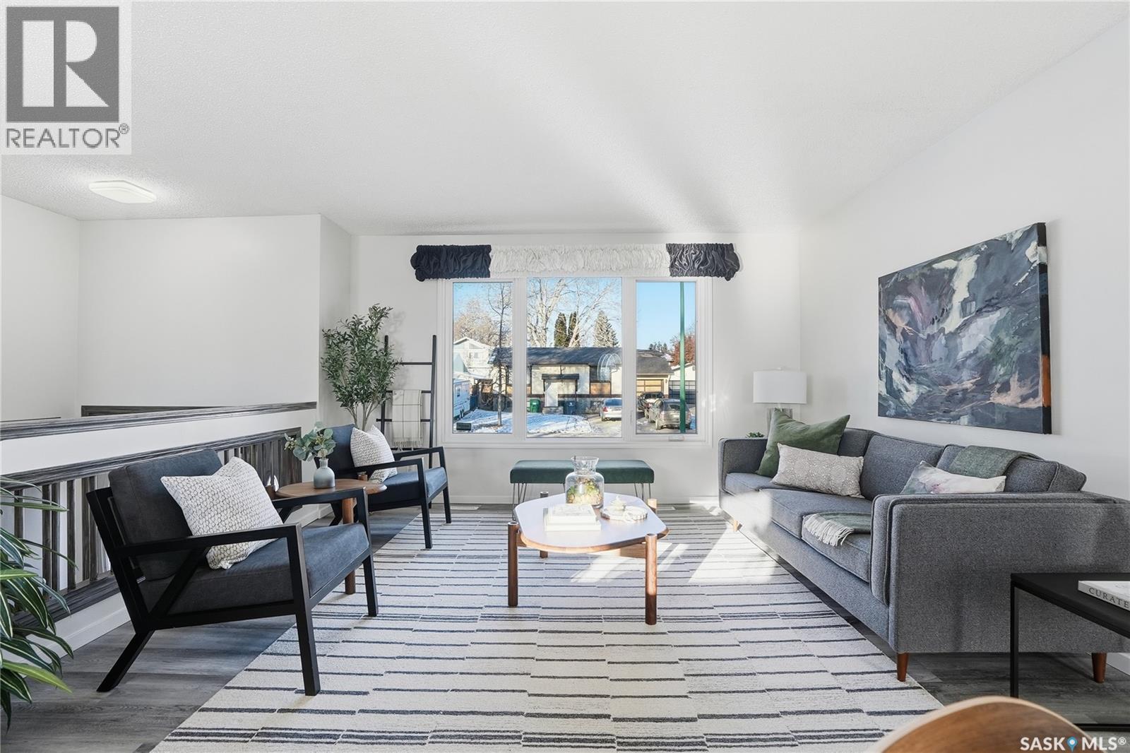 582 Appleby Drive, Saskatoon, Saskatchewan  S7M 4B8 - Photo 3 - SK024755