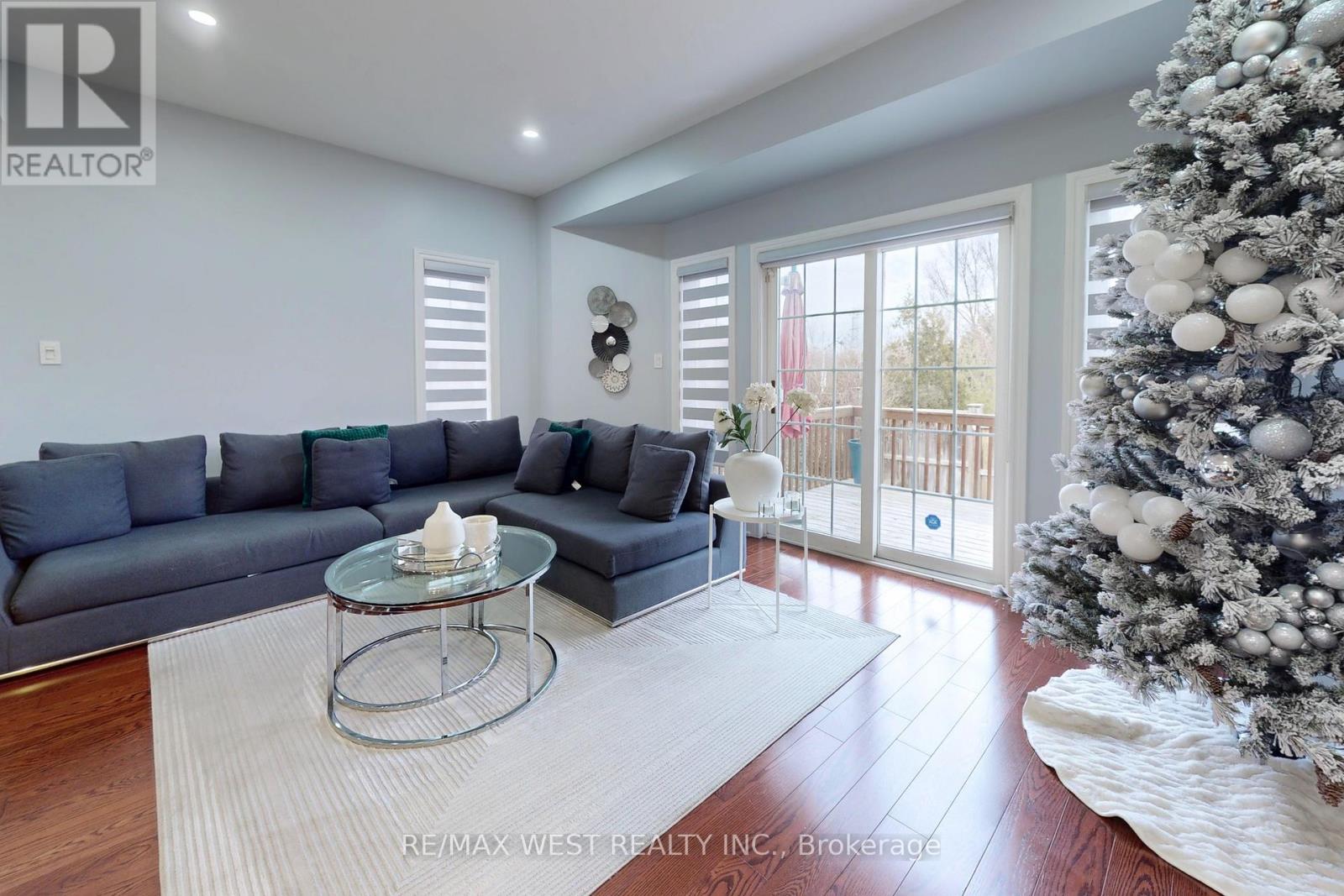 601 Sunbird Trail, Pickering, Ontario  L1X 2X7 - Photo 10 - E12579180