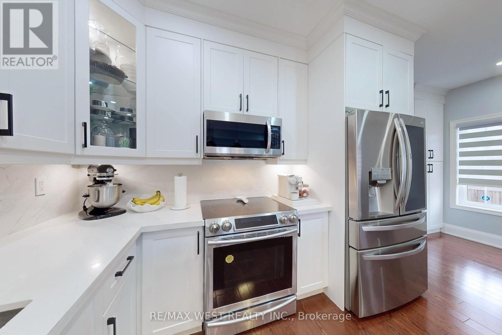 601 Sunbird Trail, Pickering, Ontario  L1X 2X7 - Photo 15 - E12579180