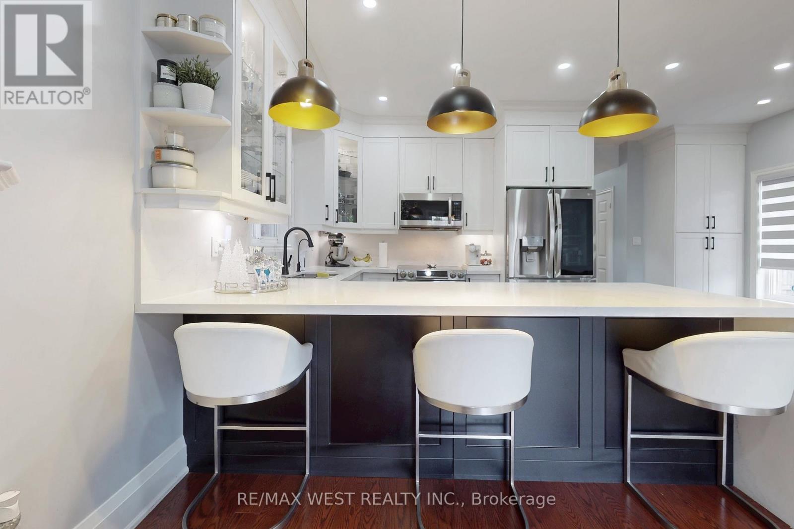 601 Sunbird Trail, Pickering, Ontario  L1X 2X7 - Photo 17 - E12579180