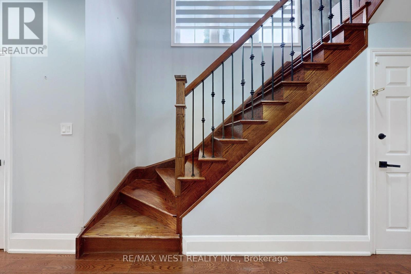 601 Sunbird Trail, Pickering, Ontario  L1X 2X7 - Photo 19 - E12579180