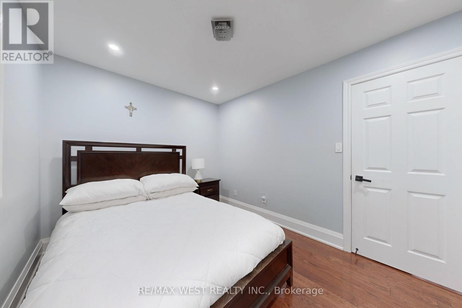 601 Sunbird Trail, Pickering, Ontario  L1X 2X7 - Photo 29 - E12579180