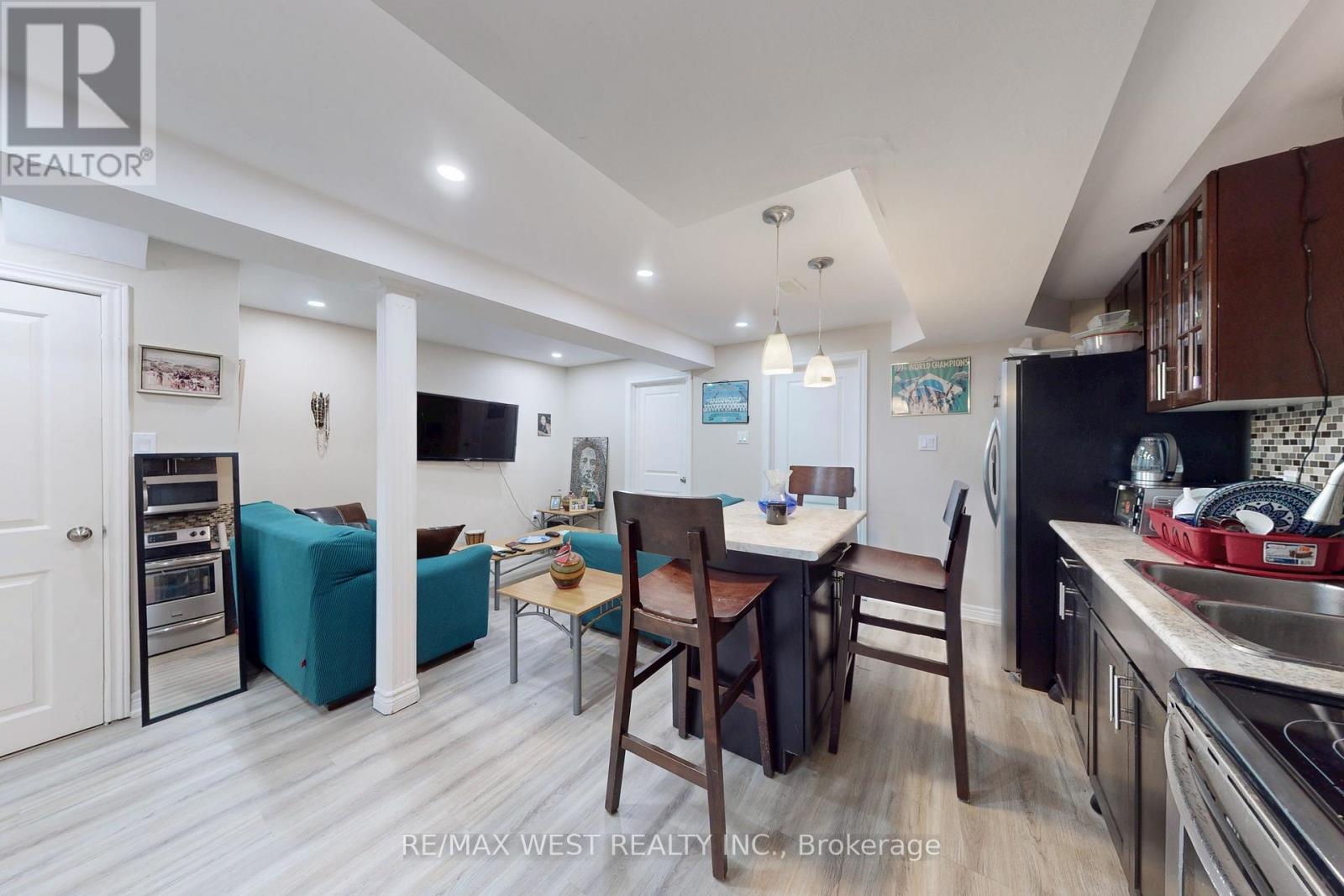 601 Sunbird Trail, Pickering, Ontario  L1X 2X7 - Photo 37 - E12579180