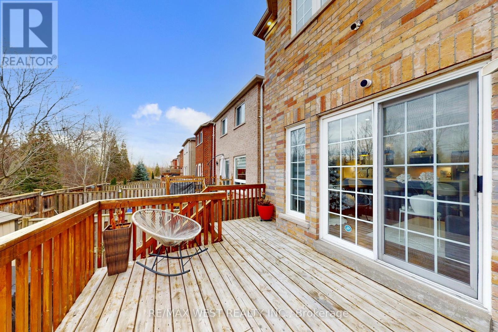 601 Sunbird Trail, Pickering, Ontario  L1X 2X7 - Photo 47 - E12579180