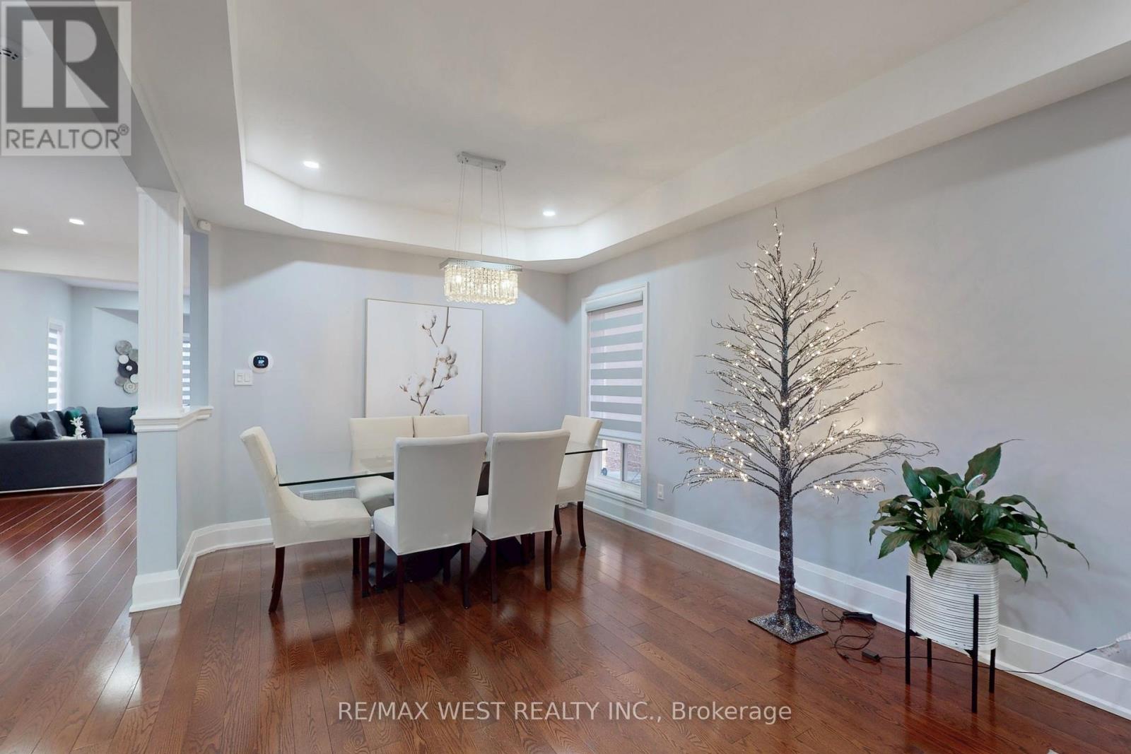 601 Sunbird Trail, Pickering, Ontario  L1X 2X7 - Photo 7 - E12579180