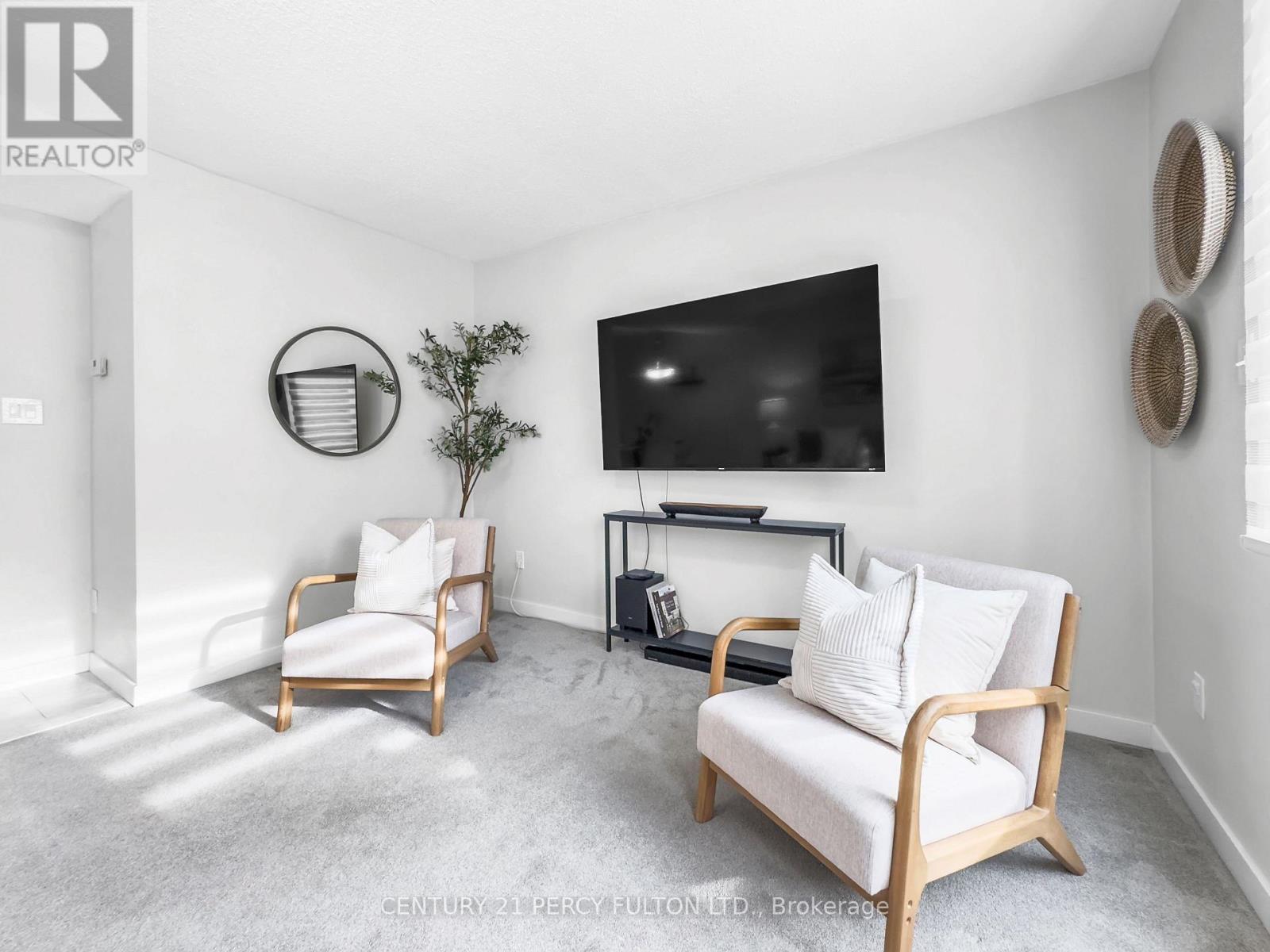 351 Pompano Court, Oshawa, Ontario  L1K 1M9 - Photo 13 - E12579200