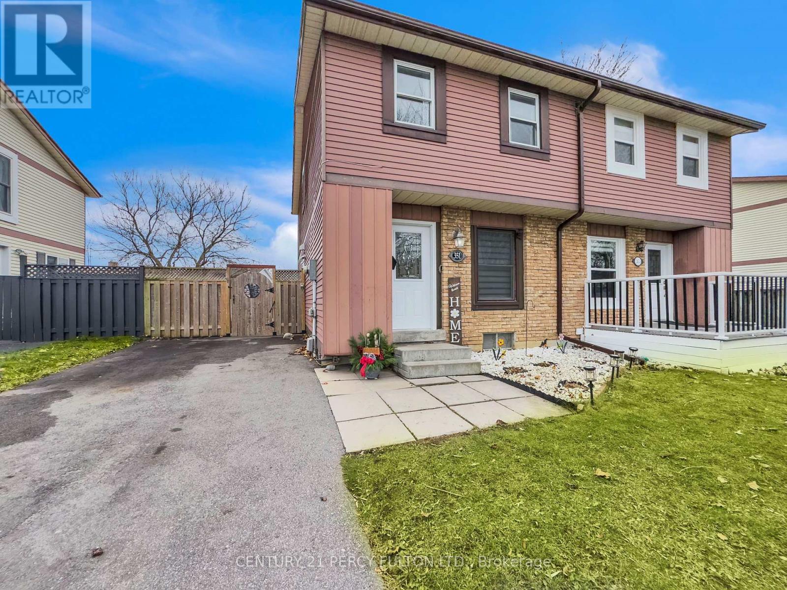 351 Pompano Court, Oshawa, Ontario  L1K 1M9 - Photo 4 - E12579200