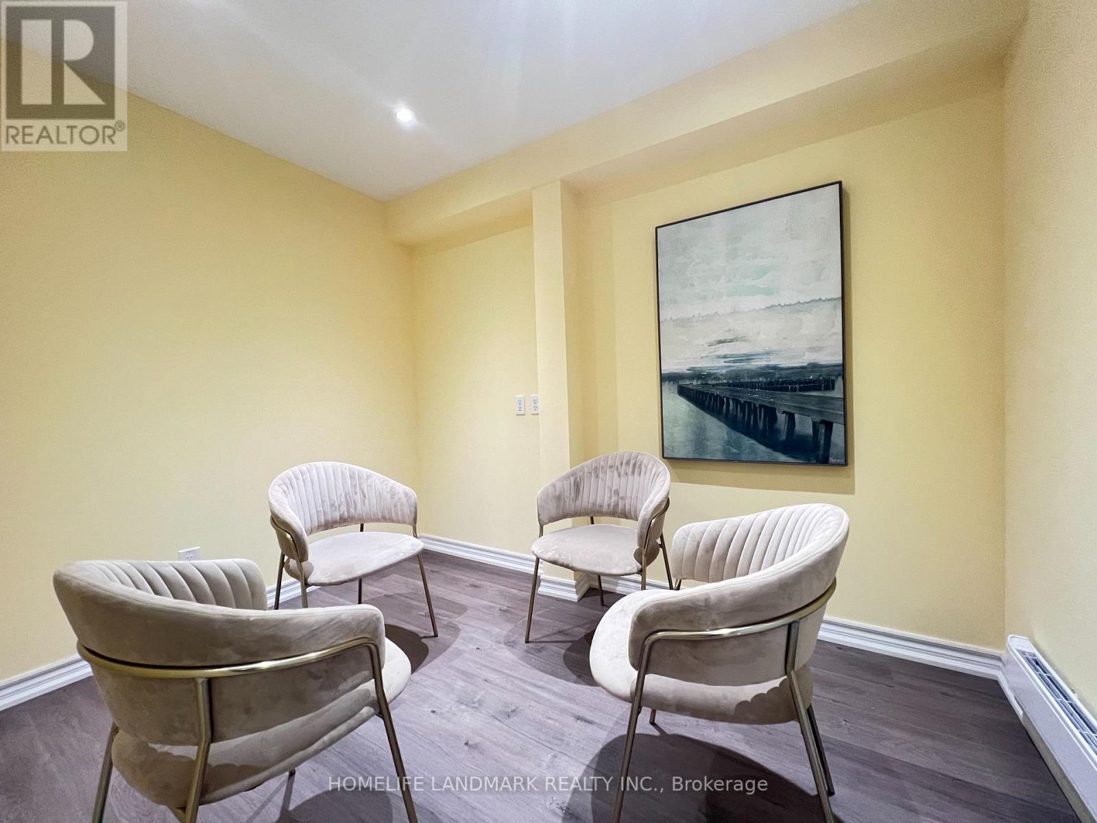 10 - 52 West Beaver Creek Road, Richmond Hill, Ontario  L4B 1L9 - Photo 11 - N12579164