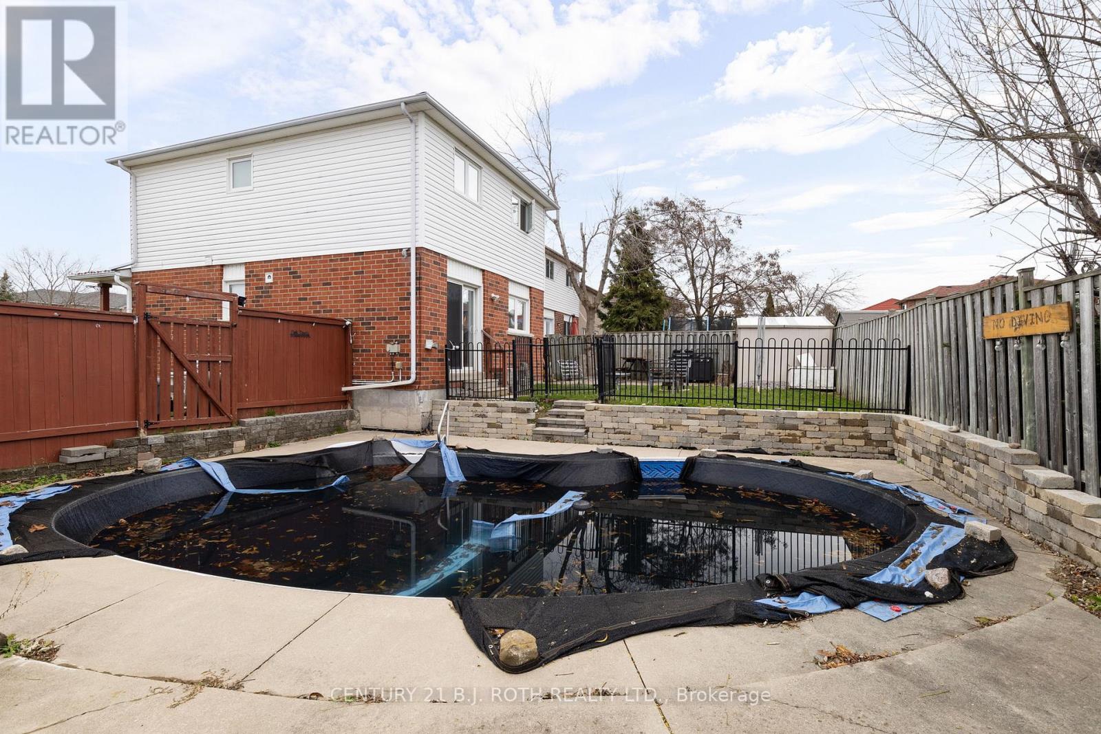 27 Golds Crescent, Barrie (Holly), Ontario  L4N 8R5 - Photo 33 - S12579218