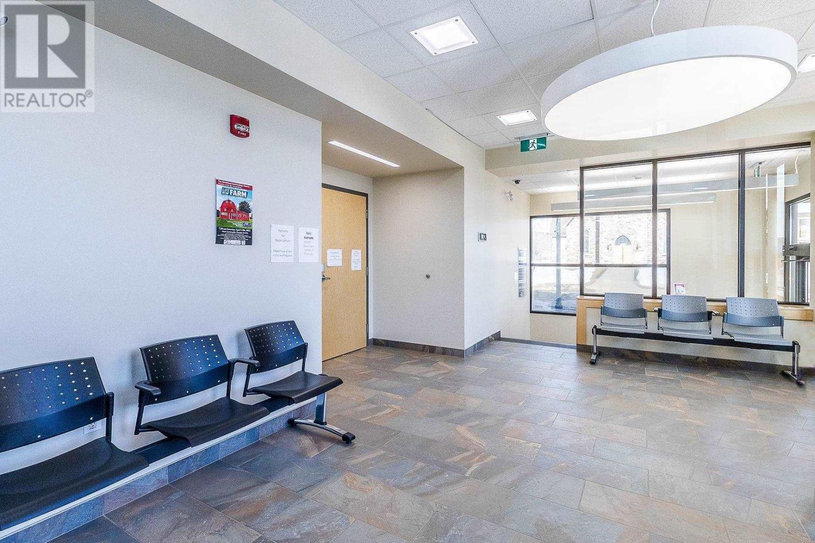 765 Queen St, Sault Ste. Marie, Ontario  P6A 2A8 - Photo 10 - SM252362