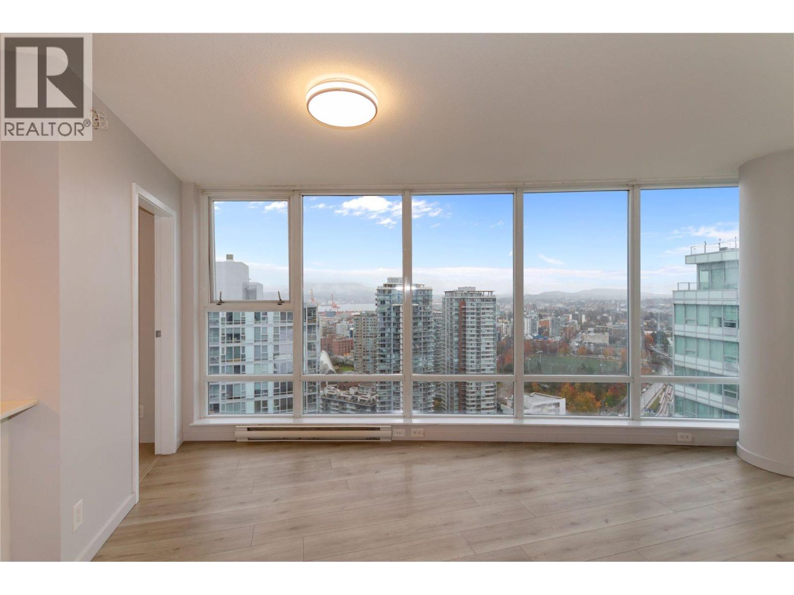 3108 111 W Georgia Street, Vancouver, British Columbia  V6B 1T8 - Photo 2 - R3070266