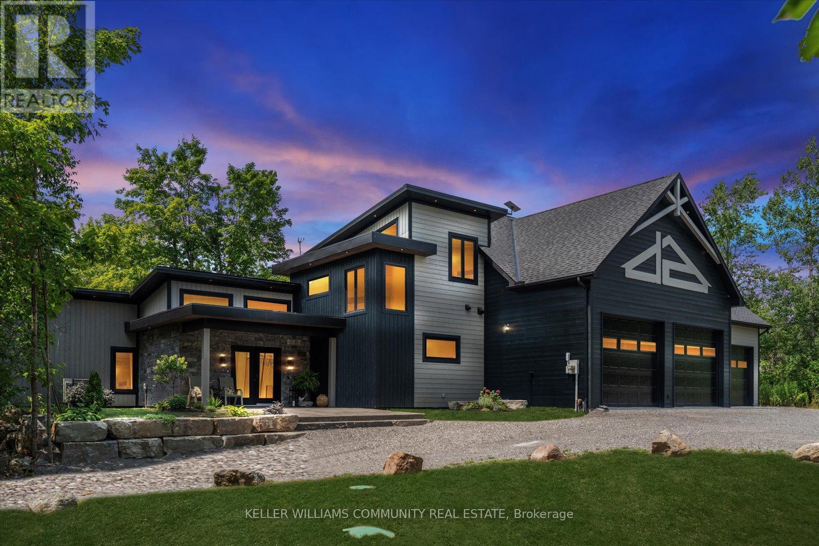 33 LAPLANTES ROAD, Trent Lakes, Ontario