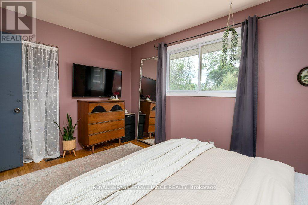 44 Sidney Street, Belleville, Ontario  K8P 3Y8 - Photo 20 - X12579308