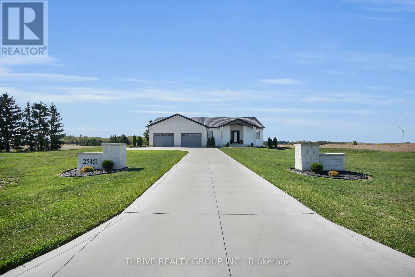 25451 Wood Road, Adelaide Metcalfe, Ontario  N7G 3H6 - Photo 3 - X12579320