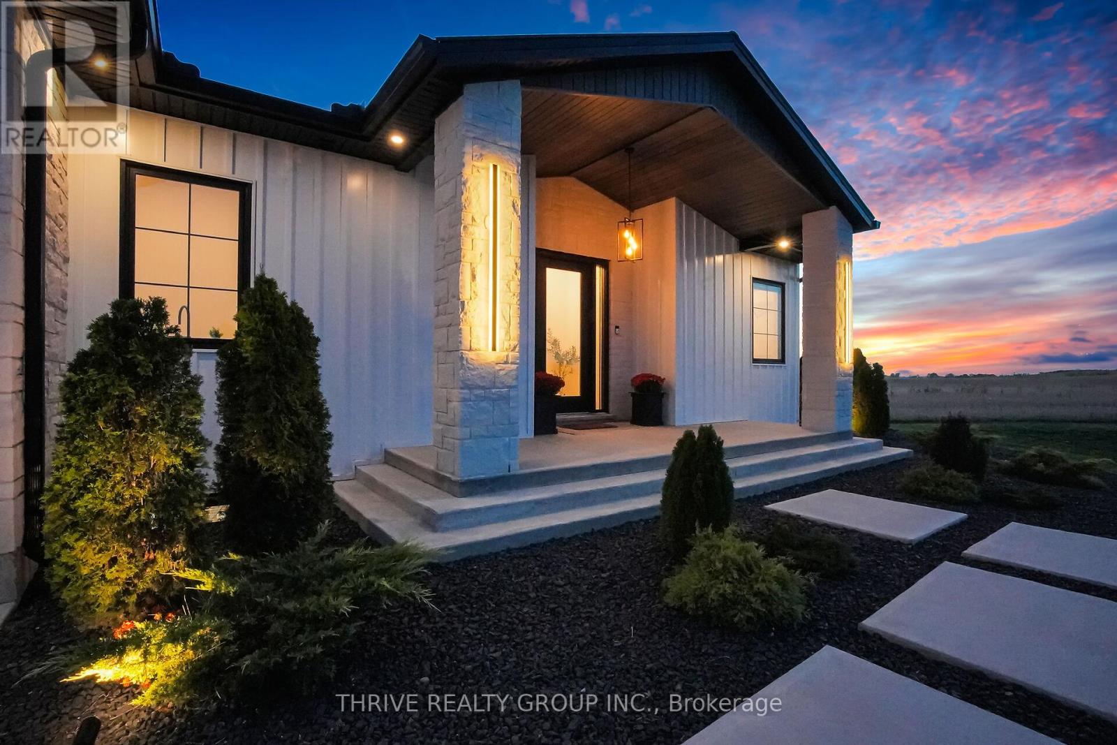 25451 Wood Road, Adelaide Metcalfe, Ontario  N7G 3H6 - Photo 7 - X12579320