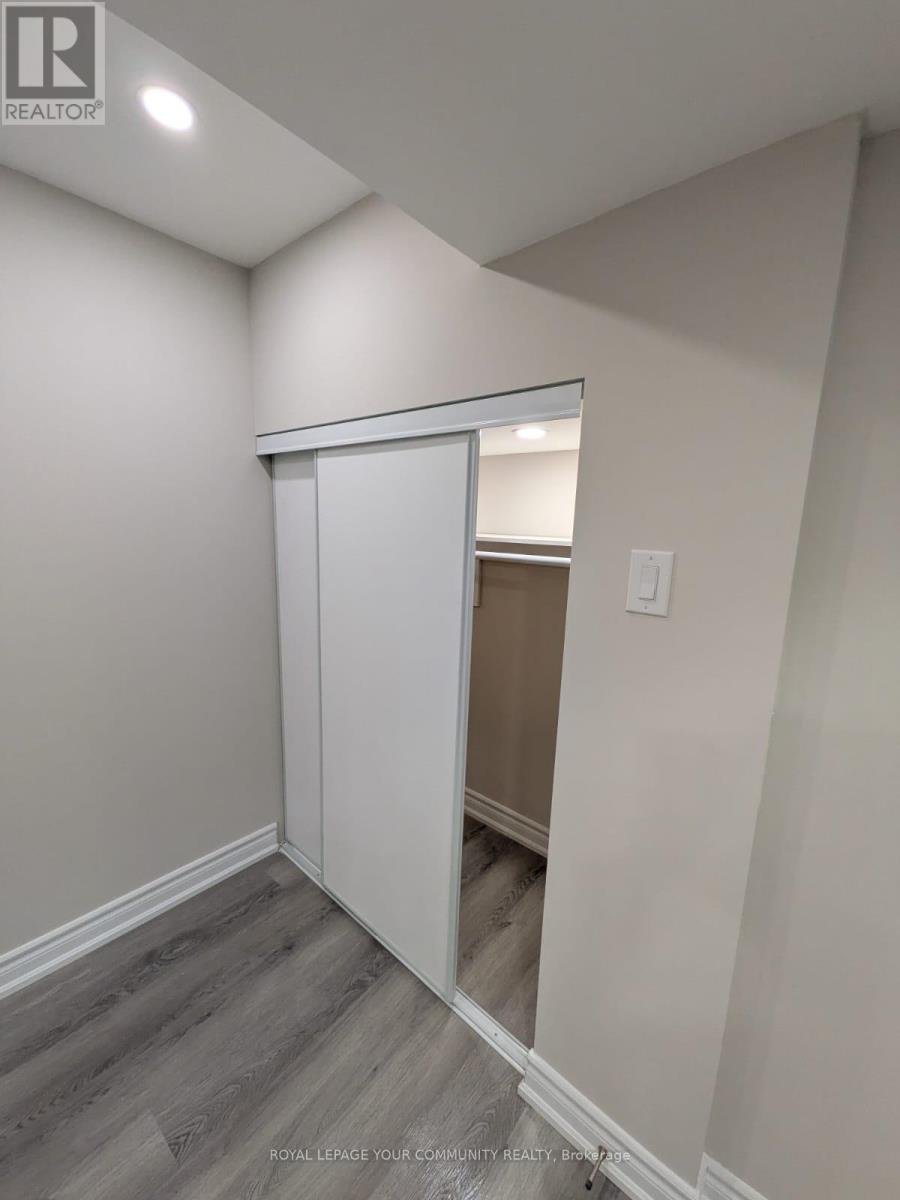 Bsmnt - 102 Kentledge Avenue, East Gwillimbury, Ontario  L9N 0V9 - Photo 10 - N12579012