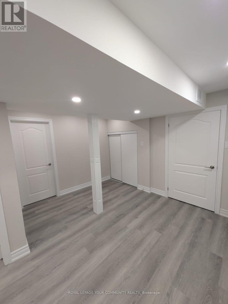 Bsmnt - 102 Kentledge Avenue, East Gwillimbury, Ontario  L9N 0V9 - Photo 9 - N12579012